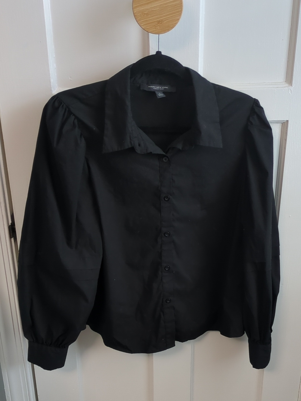 Women's Black Puff-Sleeve Button-Down Blouse